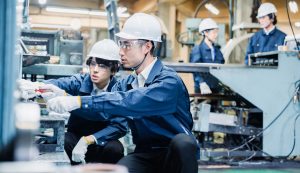 外国人雇用事業